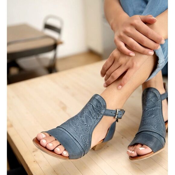 Miz Mooz Leather Heeled Sandals Corra in  River Size 37 / Néw - Picture 1 of 8